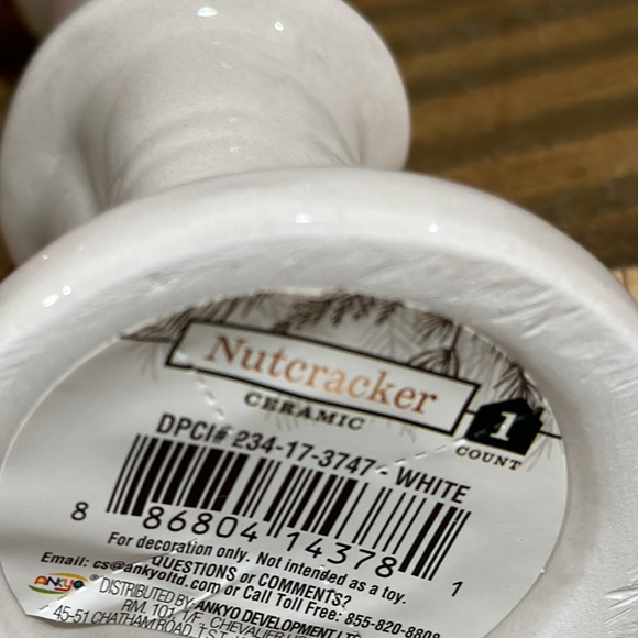 Target BP 2022 Ceramic Christmas Nutcrackers - Picture 11 of 11